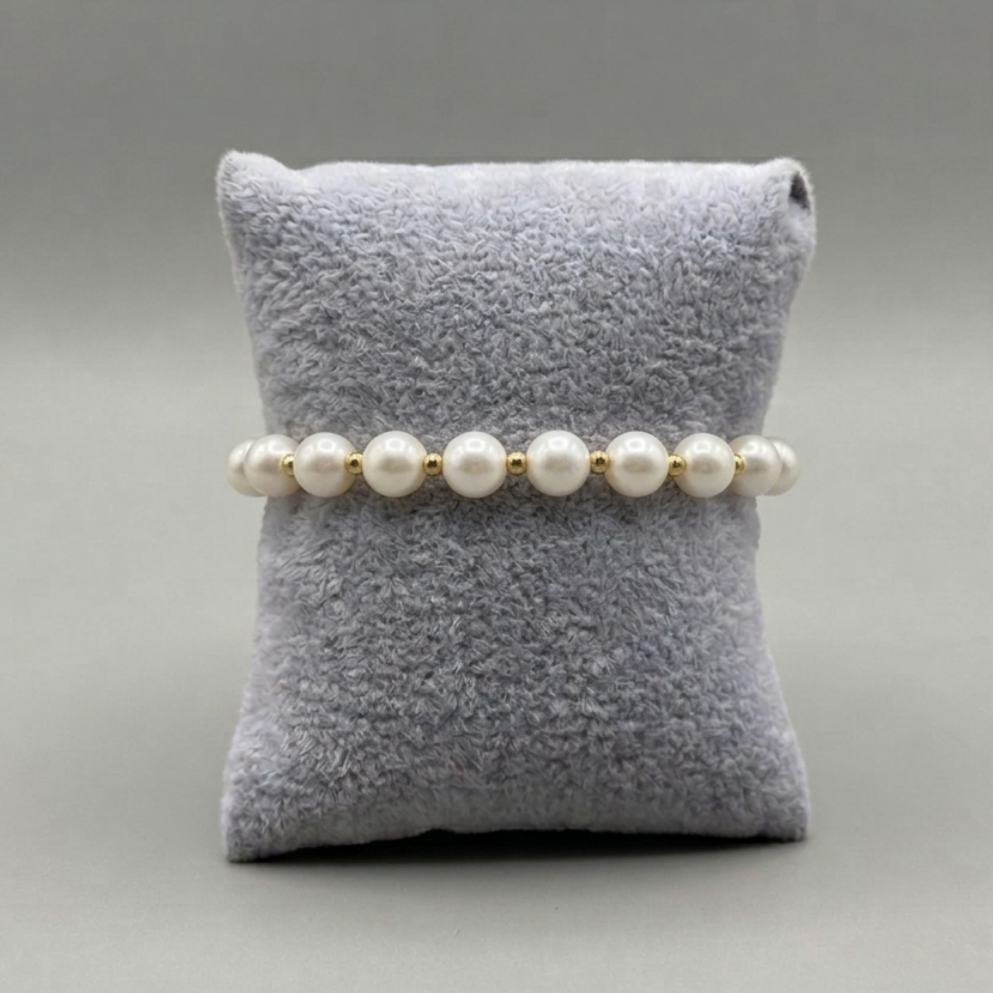 Ivory Pearl Line – Pink Macramé Freshwater Pearl Bracelet⁠