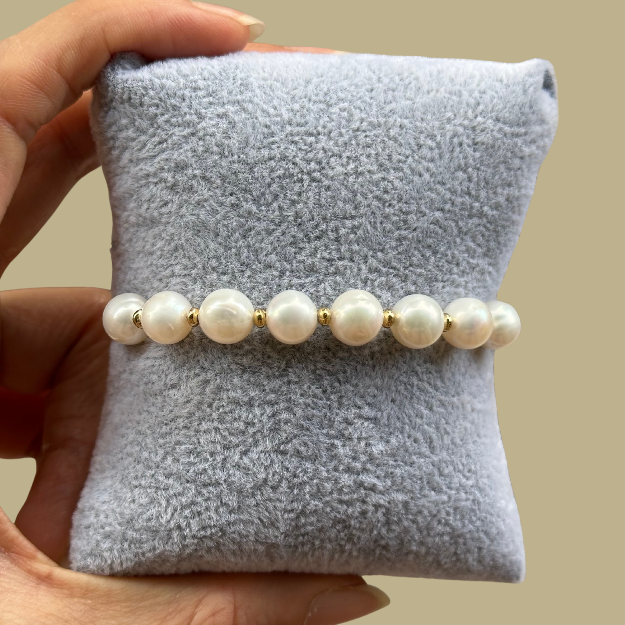 Ivory Pearl Line – Pink Macramé Freshwater Pearl Bracelet⁠