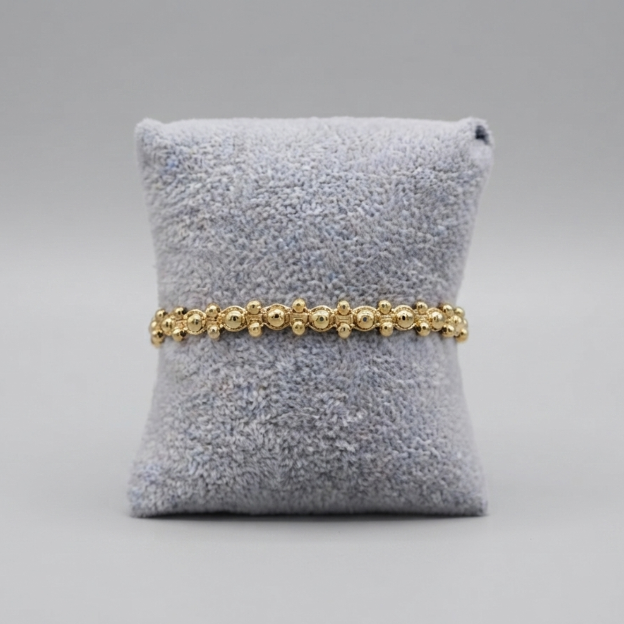 Gilded Lattice Strand – Gold Bead Woven Macramé Bracelet