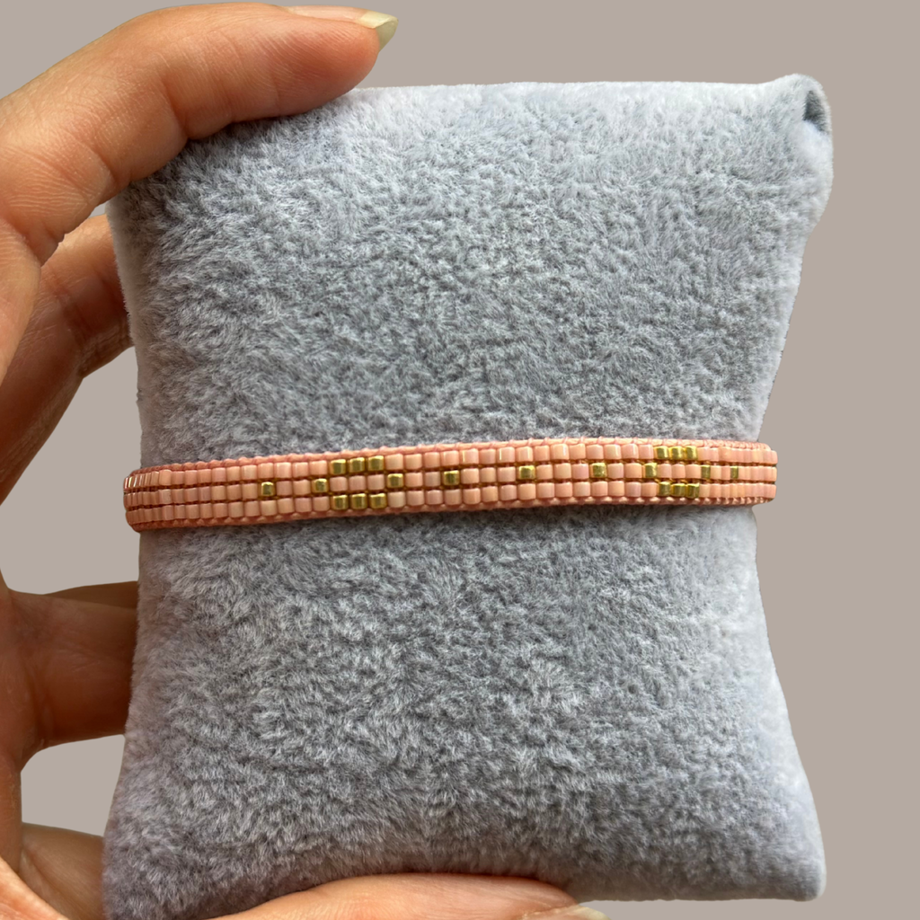 Peach Lattice Band – Japanese Miyuki Woven Pull-String Bracelet⁠