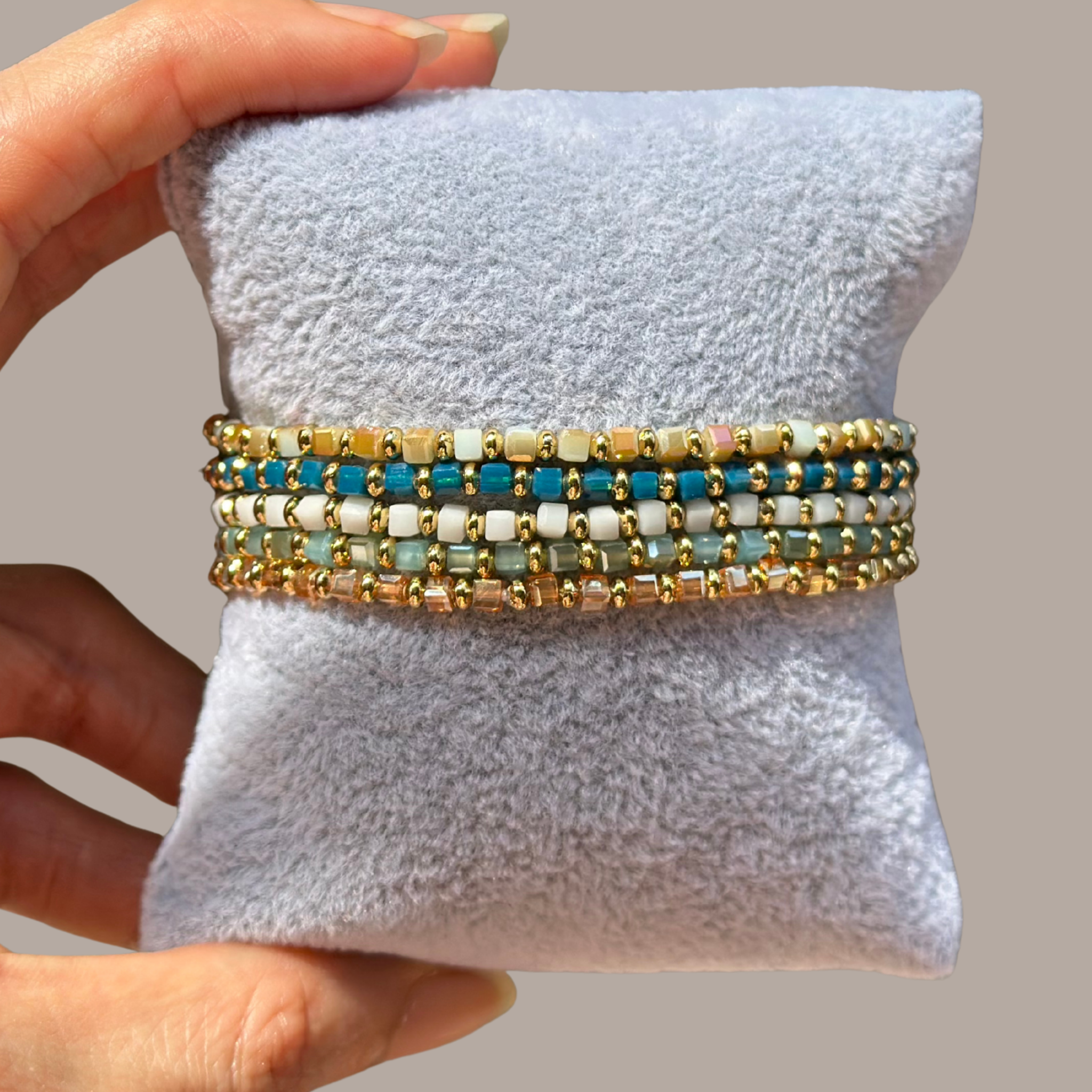 Gilded Geo Shimmer Cube Bracelet – Glass Bead & Gold Accent Strand⁠
